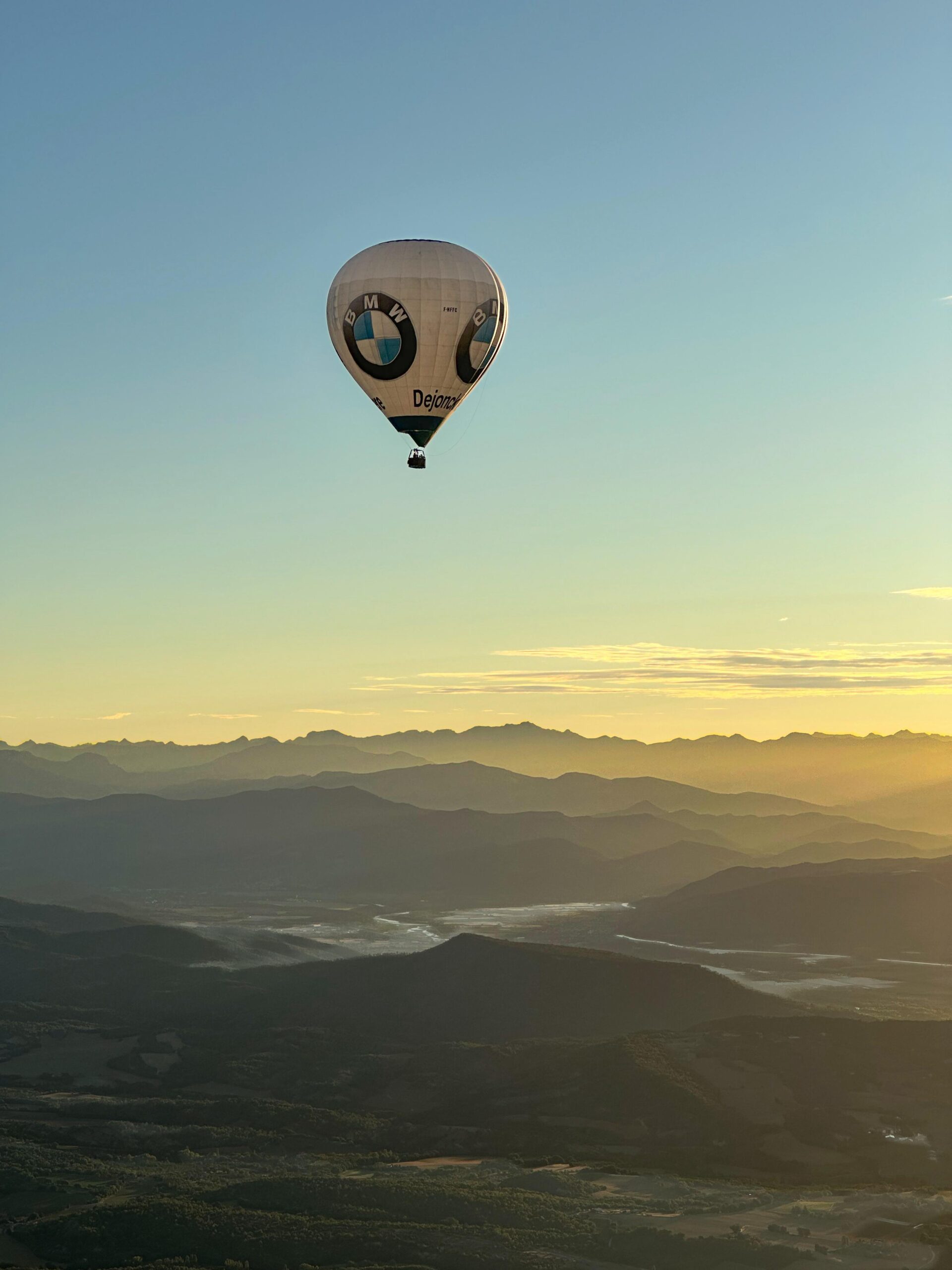 WhatsApp Image 2025-10-20 at 21.00.36